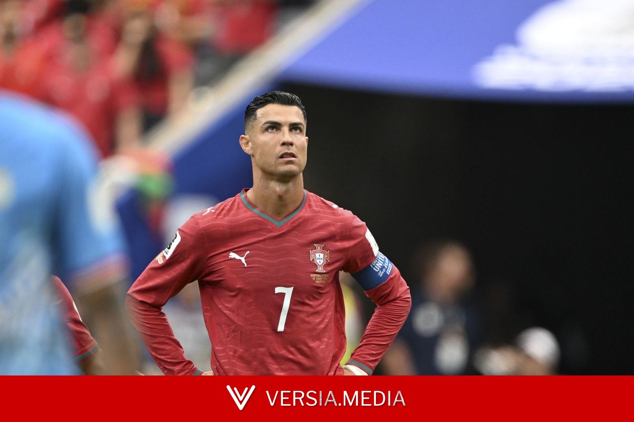 بعد غضب عارم.. مدرب البرتغال يعلق على تصريحات جواو نيفيز بشأن كريستيانو رونالدو